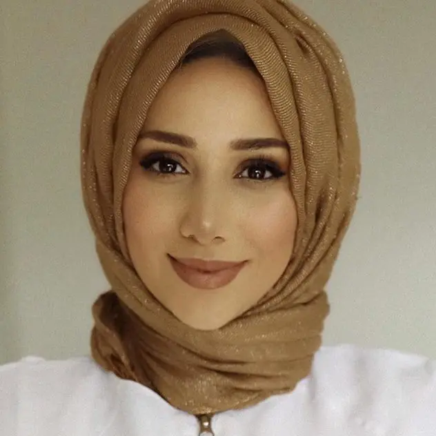 Dr. Zainab Al-Mukhtar   Aesthetic Medicine & Dentistry